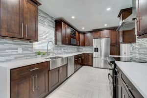 5440 Sandhurst Cir S, Lake Worth, FL 33463, Sold 10/30/20