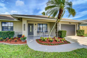 5440 Sandhurst Cir S, Lake Worth, FL 33463, Sold 10/30/20