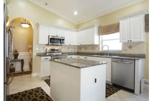 7607 Colony Lake Dr, Boynton Beach, FL 33436, Sold 11/09/20