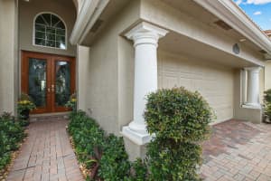 735 Sandy Point Ln, West Palm Beach, FL 33410, Sold 12/15/20