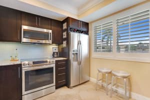 325 S Beach Rd, Jupiter, FL 33469, Sold 03/18/21