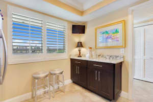 325 S Beach Rd, Jupiter, FL 33469, Sold 03/18/21