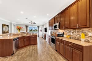 10683 Ivanhoe Ln, Wellington, FL 33414, Sold 11/20/20