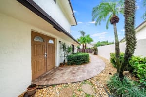 353 SW 29th Ave, Delray Beach, FL 33445, Sold 11/09/20
