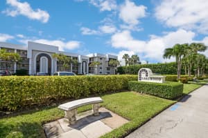 3525 S Ocean Blvd, South Palm Beach, FL 33480, Sold 12/29/20