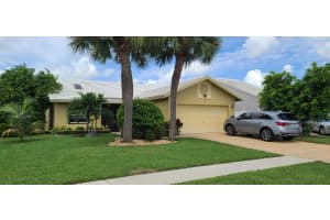 5917 Strawberry Lakes Cir, Lake Worth, FL 33463, Sold 10/30/20