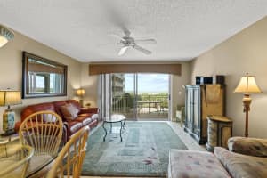 379 NE Tradewind Ln, Stuart, FL 34996, Sold 01/14/21