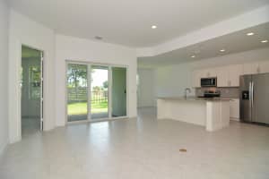 6084 Scott Story Wy, Vero Beach, FL 32967, Sold 10/19/21