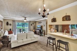 2713 S Oakland Forest Dr, Oakland Park, FL 33309, Sold 10/30/20