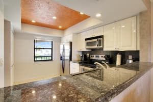 312 Lake Cir, North Palm Beach, FL 33408, Sold 10/30/20