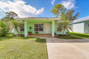 6746 2nd St, Jupiter, FL 33458, Sold 12/21/20