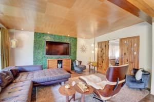 466 NW 7th Ave, Boca Raton, FL 33486, Sold 04/14/21