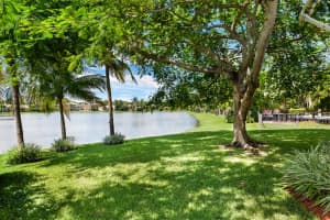 10388 Oak Meadow Ln, Lake Worth, FL 33449, Sold 11/09/20