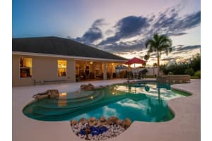 930 Southlakes Way SW, Vero Beach, FL 32968, Sold 11/30/20