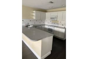 5175 Ventura Dr, Delray Beach, FL 33484, Sold 01/28/21