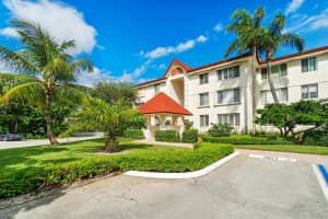 102 Half Moon Cir APT B3, Hypoluxo, FL 33462, Sold 11/13/20