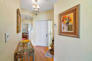 102 Half Moon Cir APT B3, Hypoluxo, FL 33462, Sold 11/13/20