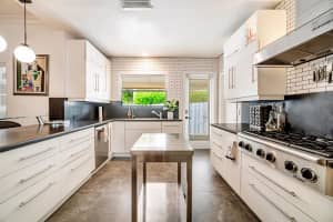 222 30th St, West Palm Beach, FL 33407, Sold 03/22/21