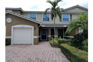 2744 SE Birmingham Dr, Stuart, FL 34994, Sold 02/08/21