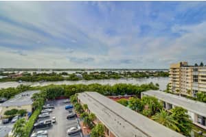 3589 S Ocean Blvd, South Palm Beach, FL 33480, Sold 12/23/20