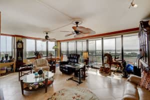 3589 S Ocean Blvd, South Palm Beach, FL 33480, Sold 12/23/20