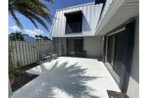 3848 Jefferson St, Stuart, FL 34997, Sold 10/26/20