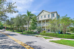 356 W Thatch Palm Cir, Jupiter, FL 33458, Sold 07/05/21