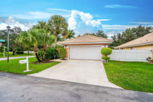 2 Valencia Dr, Boynton Beach, FL 33436, Sold 11/20/20