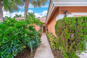 2 Valencia Dr, Boynton Beach, FL 33436, Sold 11/20/20