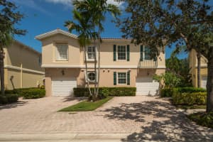 468 Capistrano Dr, Palm Beach Gardens, FL 33410, Sold 11/12/20