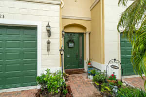 123 Bella Vita Dr, Royal Palm Beach, FL 33411, Sold 10/30/20
