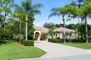 8001 Fairway Ln, West Palm Beach, FL 33412, Sold 03/15/21