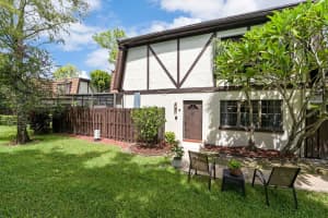 126 Weybridge Cir, Royal Palm Beach, FL 33411, Sold 01/12/21