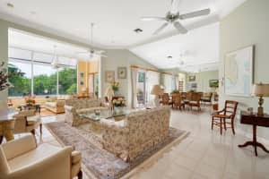 240 S Peppertree Ln, Vero Beach, FL 32963, Sold 11/23/20