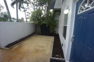 6753 SW 41st Dr, Davie, FL 33314, Sold 01/29/21