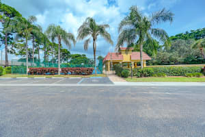 109 Augusta Ct, Jupiter, FL 33458, Sold 11/30/20