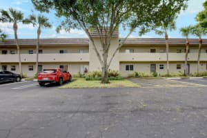 2900 Fiore Way, Delray Beach, FL 33445, Sold 11/25/20