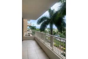 625 Casa Loma Blvd, Boynton Beach, FL 33435, Sold 05/25/21