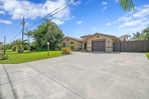 6899 Bayshore Dr, Lake Worth, FL 33462, Sold 12/07/20