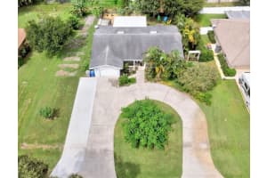 1216 4th Ln, Vero Beach, FL 32962, Sold 10/28/20