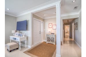 1299 S Ocean Blvd APT M6, Boca Raton, FL 33432, Sold 02/25/21