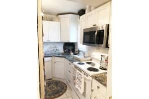 1907 SW Palm City Rd APT F, Stuart, FL 34994, Sold 04/01/21