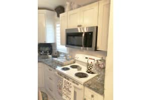 1907 SW Palm City Rd APT F, Stuart, FL 34994, Sold 04/01/21