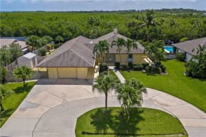 451 12th Pl SE, Vero Beach, FL 32962, Sold 02/22/21
