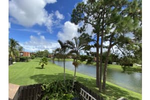 2141 White Pine Cir, Greenacres, FL 33415, Sold 12/04/20
