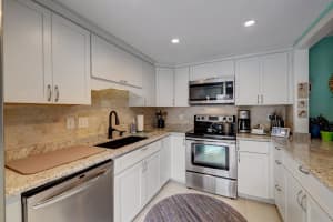 3816 Jefferson St, Stuart, FL 34997, Sold 11/17/20