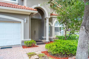 9201 Silver Glen Way, Lake Worth, FL 33467, Sold 12/16/20