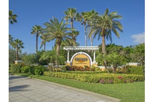 5025 Fairways Cir APT B107, Vero Beach, FL 32967, Sold 04/20/21