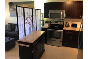 638 Snug Harbor Dr APT E13, Boynton Beach, FL 33435, Sold 12/04/20