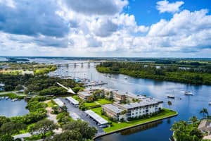 MLS# R10659473, Vero Beach, Florida 32963